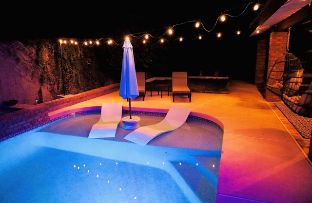 Your favorite getaway in the NW Valley! New pool with sun shelf and Spa