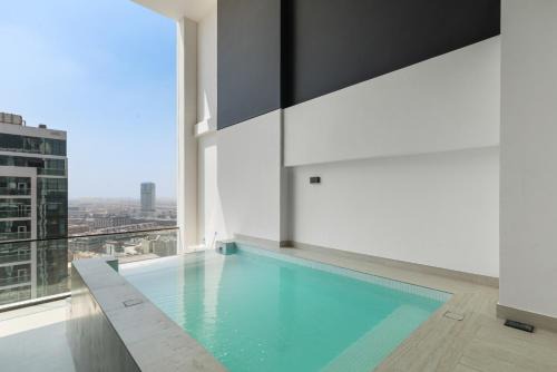 Your Own Pool Spacious 2BDR Apartment JVC