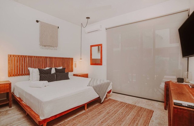 Your Pet-friendly Getaway w/Rooftop & Pool Tulum