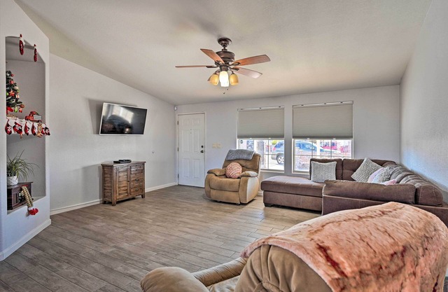 Yuma Vacation Rental w/Yard & Grills!
