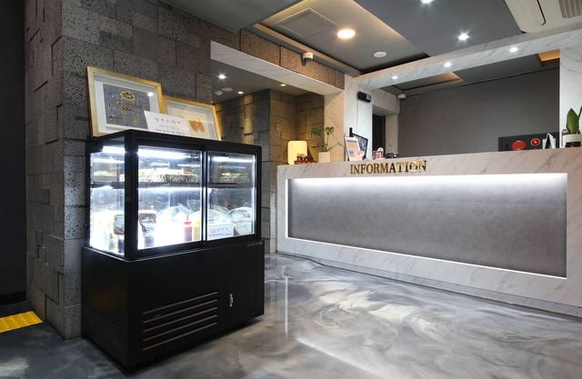 Z Hotel