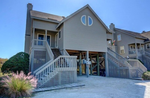 Zapp 5A: 2BR + loft, 3BA, Sleeps 7, Oceanfront townhome in Serenity Point!