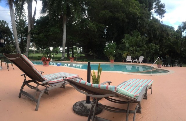 Zen Garden Private Guest House by Beach n Golf