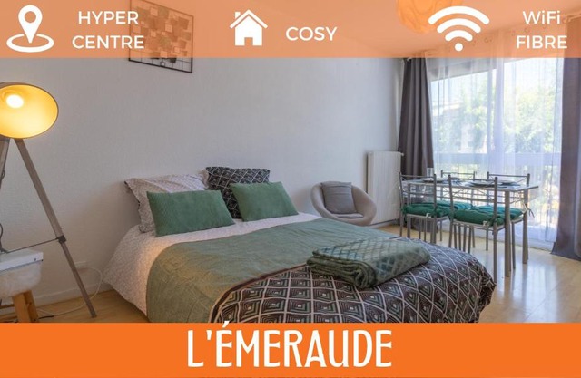 ZenBNB - L'émeraude - Beautiful Studio Apartment - Near Tram Station for Geneva