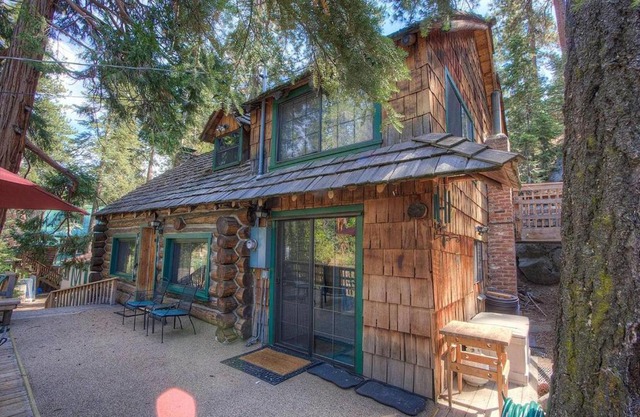 Zephyr Cabin by Lake Tahoe Accommodations