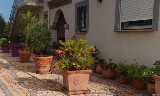 Vias Apartment | à 2,5 km de la Plage! Appartement Tout Confort à Vias