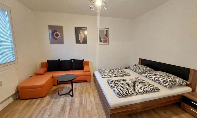 Banska Bystrica Apartment | Útulný apartmán v centre BB