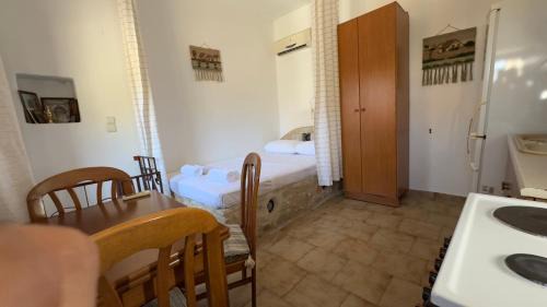 Kokkala Apartment | Πετροσπιτο