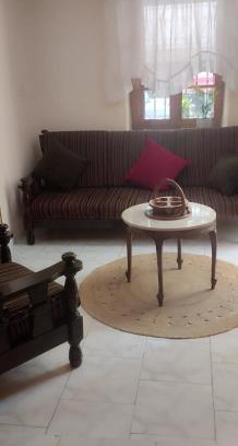 Neapoli-Sykies Apartment | Το σπίτι της Χαράς