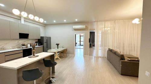 Arcadia Apartment | Квартира в Аркадии 130 м, 2 этаж
