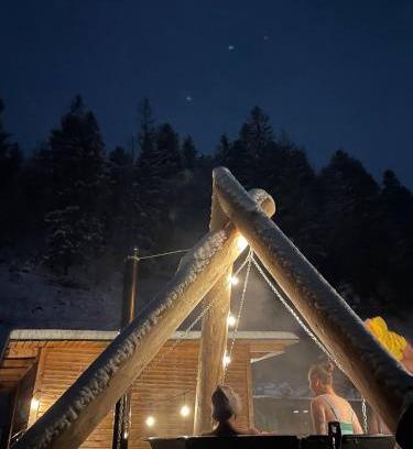 Yaremche House | Котедж "У Мадяра"