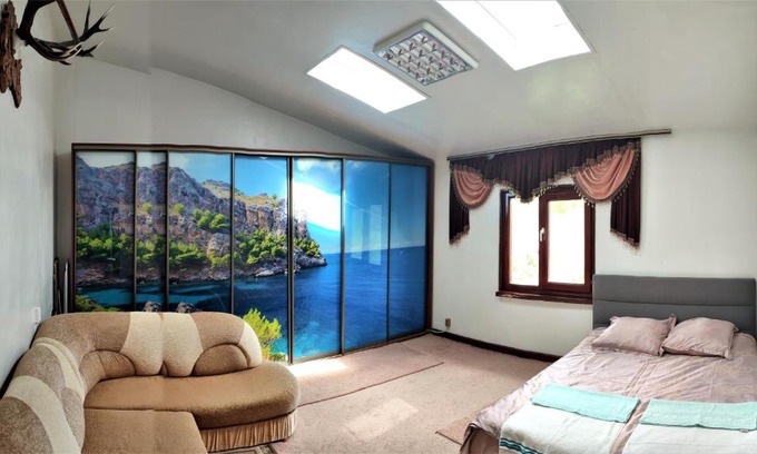 Snidavka House | Стожари