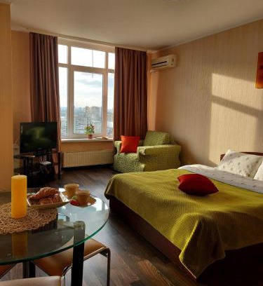 Dniprovs'kyi District Apartment | Студія з неймовірним краєвидом біля м Лівобережна ліфт інтернет працює