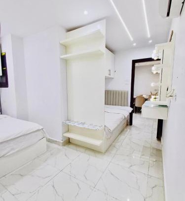 Al-Manasrah Hotel | بورتو سعيد