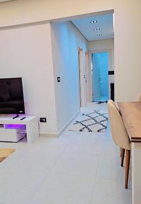 Sheikh Zayed City Apartment | روضه زايد شقه بغرفتين نوم وشقه بمسبح امام الروضه