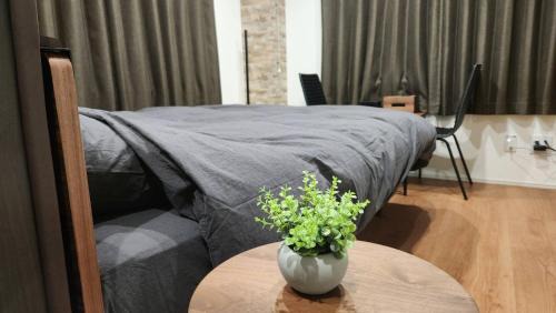 Hirooka Apartment | 金澤屋Hirooka
