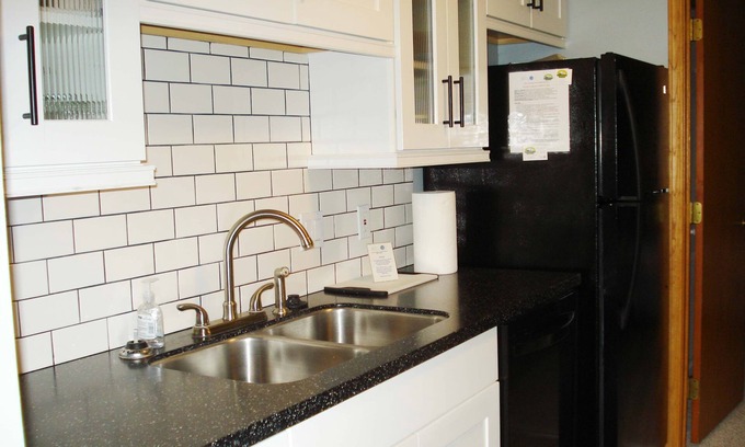 Traverse City Condo | #01 ELK RAPIDS BEACH CONDOMINIUM