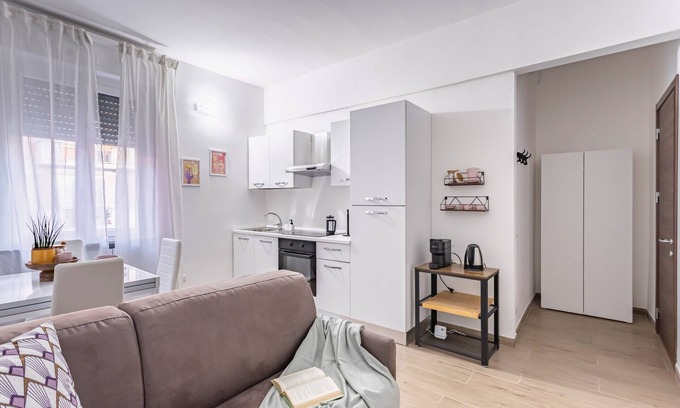 Pavia Apartment | 0648PV - Athena Home
