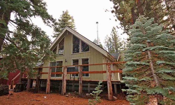 North Upper Truckee Cabin | 0665 Yucatan Street - Tahoe Cabin - Mountain Flair - Close to Sierra at Tahoe!