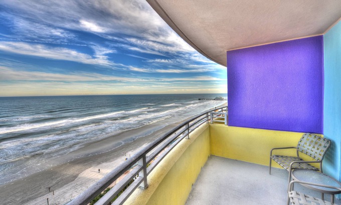 Daytona Beach Condo | 1/1 Ocean Walk Resort