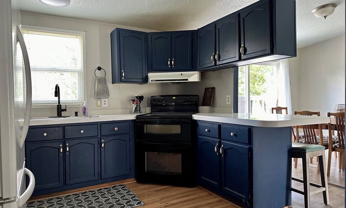 Northwest Boise City House | 1 Acre Hidden Gem in Town