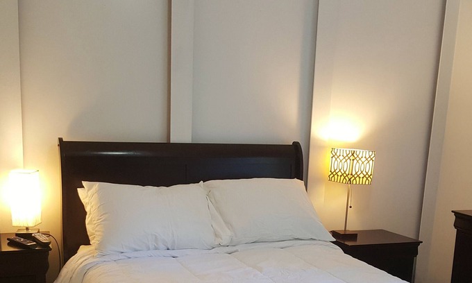 Bethesda Bed & Breakfast | 1-BD Apt in Bethesda W Private Entrance & Kitchen