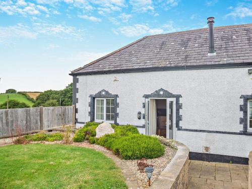Rhyd-y-foel House | 1 Bed in Abergele 95565