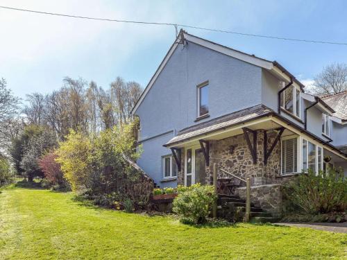 Heligan House | 1 Bed in Bovey Tracey BBELL