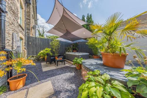 Glandyfi House | 1 Bed in Capel Bangor oc-y33024