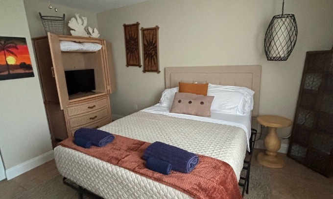 Port Saint Lucie Apartment | 1 bedroom 1 bath apartment, private entrance