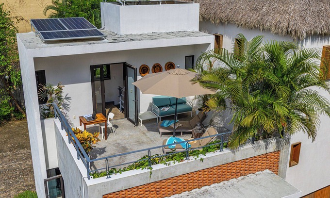 San Francisco House | 1-Bedroom 3-Story House Steps from the Beach, Private Deck Partial Ocean View