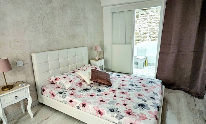 Chateauneuf-du-Pape Apartment | 1 Bedroom Apartment in ChÃ¢teauneuf-du-Pape