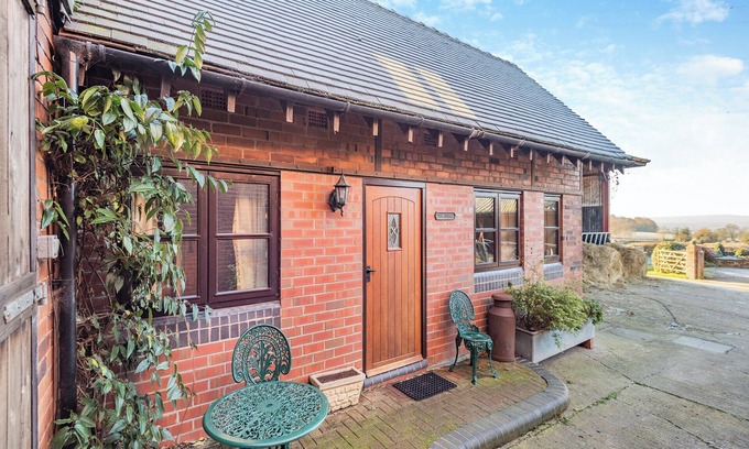Coalbrookdale Cottage | 1 bedroom accommodation in Leighton, near Shrewsbury