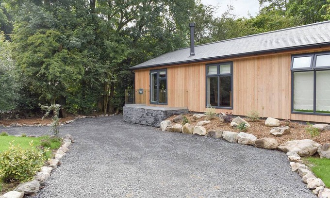 Allithwaite Ski Chalet | 1 bedroom accommodation in Allithwaite