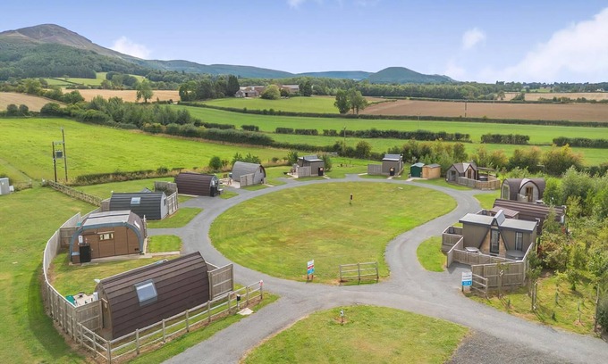 Carlton-in-Cleveland Cottage | 1 bedroom accommodation in Great Busby