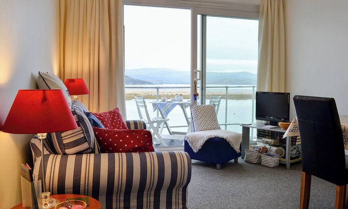 Borth-y-Gest Cottage | 1 bedroom accommodation in Porthmadog