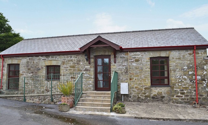 Tan-y-groes Cottage | 1 bedroom accommodation in Glynarthen, near Cardigan