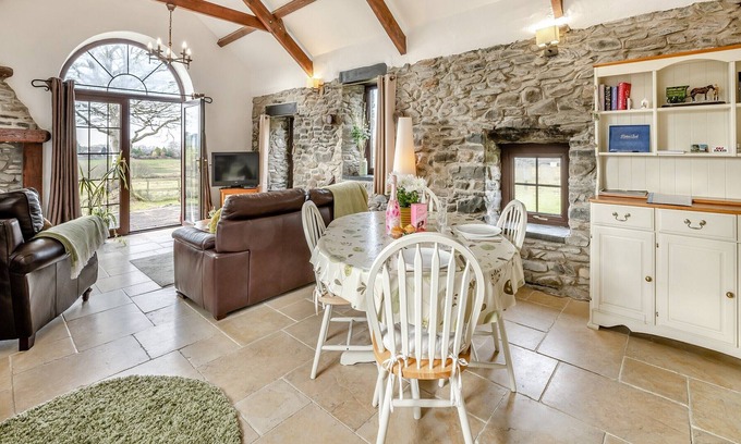 Bethania Cottage | 1 bedroom accommodation in Llanon, near Aberystwyth