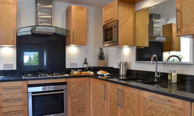 Ty Croes Cottage | 1 bedroom accommodation in Ty Croes