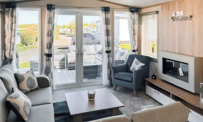 Dinas House | 1 bedroom accommodation in Llandwrog, Caernarfon