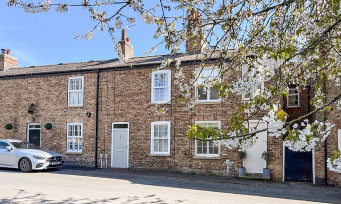 Brough Cottage | 1 bedroom accommodation in Welton