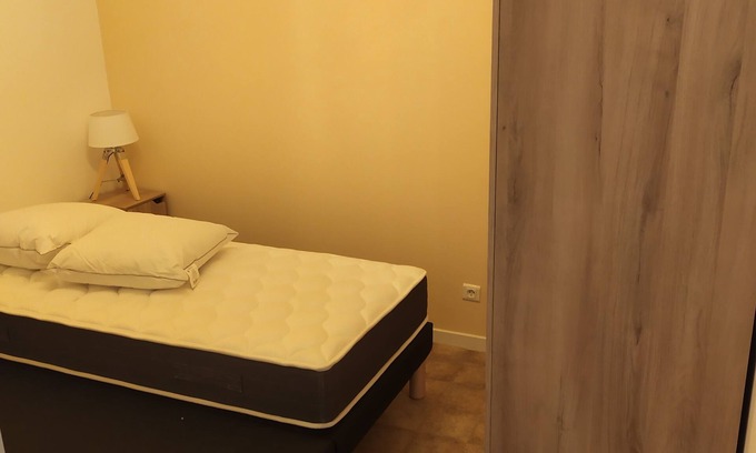 Greoux-les-Bains Apartment | 1 bedroom apartment in Gréoux-les-Bains