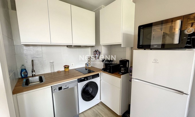 Argeles Plage Apartment | 1-Bedroom Apartment 100m from Beach - Sleeps 4, Air Conditioning, Nearby Parking