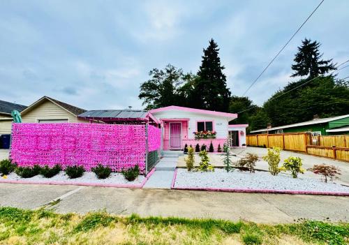 Rainier Valley Apartment | 1 Bedroom Apartment 10 Minutes to SeaTac Airport