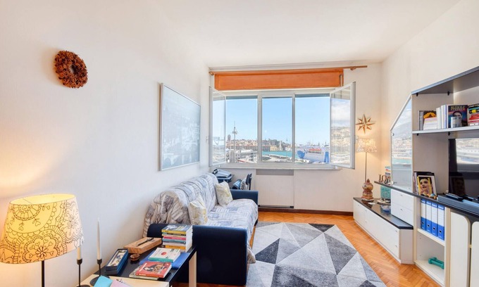 San Teodoro Apartment | 1 bedroom gorgeous apartment in Genova