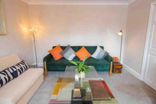 Christchurch Apartment | 1 Bedroom self contained apartment in Christchurch