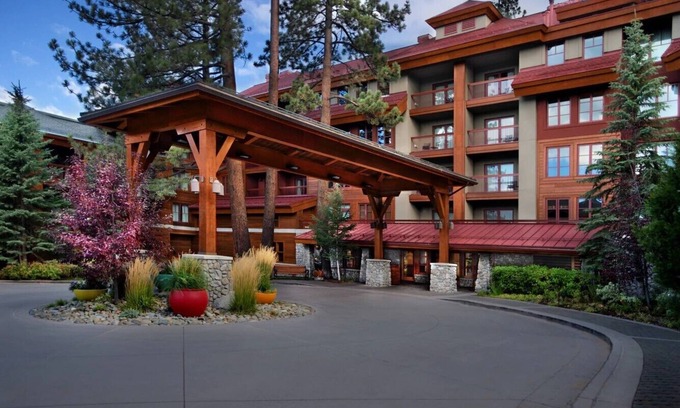 Lakeside Park Resort | 1 bedroom with full kitchen @ Marriott Grand Residence Club in South Lake Tahoe