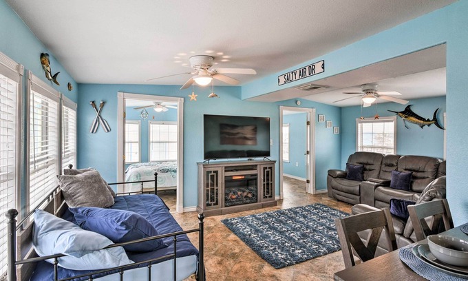 Surfside Beach House | 1 Block to Surfside Beach: Home w/Deck!