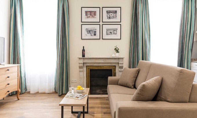 Recoletos Apartment | 1 BR. Cozy and Design Apartment