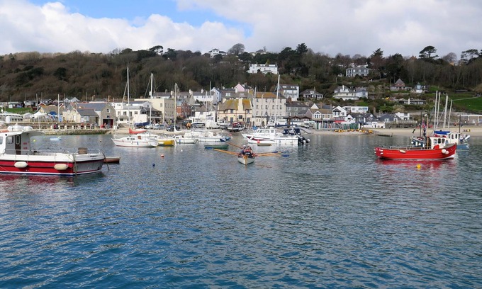Lyme Regis Apartment | 1 Channel View - Apartment Overlooking Famous Lyme Cobb Harbour